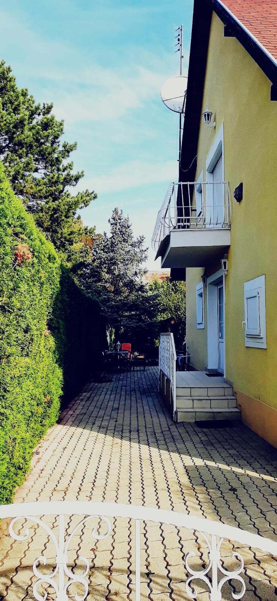 Adikati Lak Appartement Bük Buitenkant foto